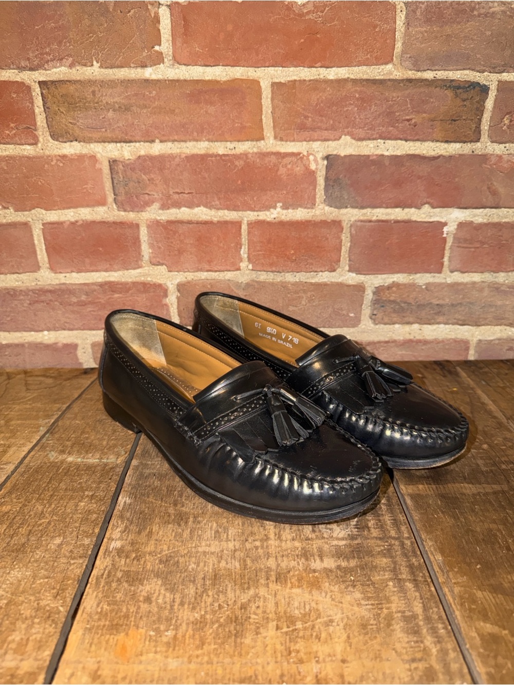 G.H. Bass & Co. Weejuns Men's Black Leather Kiltie Tassel Loafers 9.5